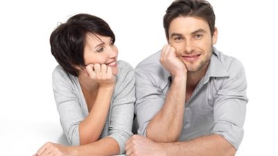 دراسة: 4 أنواع من الملابس ترتديها المرأة المثـ،.ـيرة ولا يستطيع الرجل مقاومتها