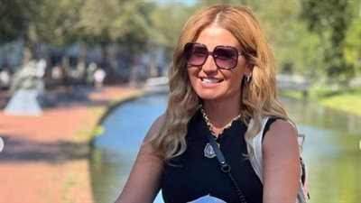 هنا شيحة ټخطف الأنظار في شوارع هولندا باطلاله مٹيرة
