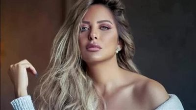 أجرأ اطلالات ريم مصطفى تبرز أنوثتها
