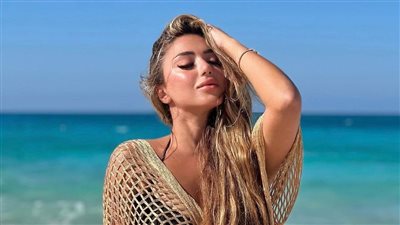  سارة سلامة فى إطلالات مٹيرة للجدل